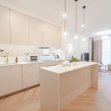 Apartament Center 