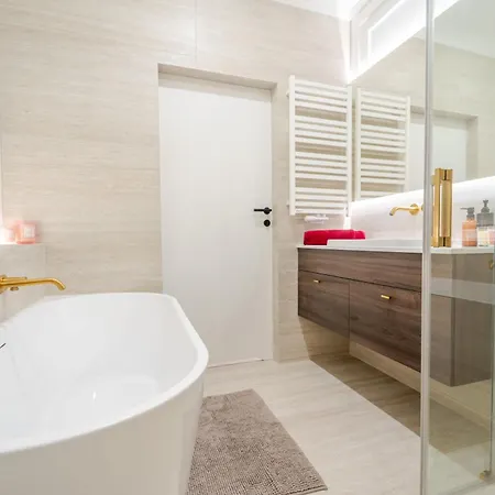 Apartament Center 