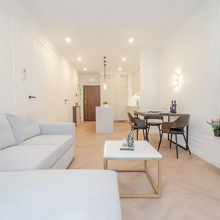 Apartament Center 