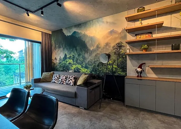 Old Town „jungle Cat” Апартаменти